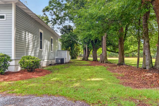 114 Dial Lane, Moncks Corner, SC 29461