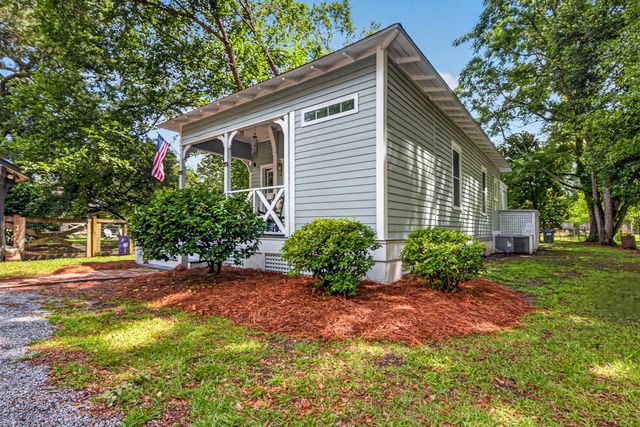 114 Dial Lane, Moncks Corner, SC 29461