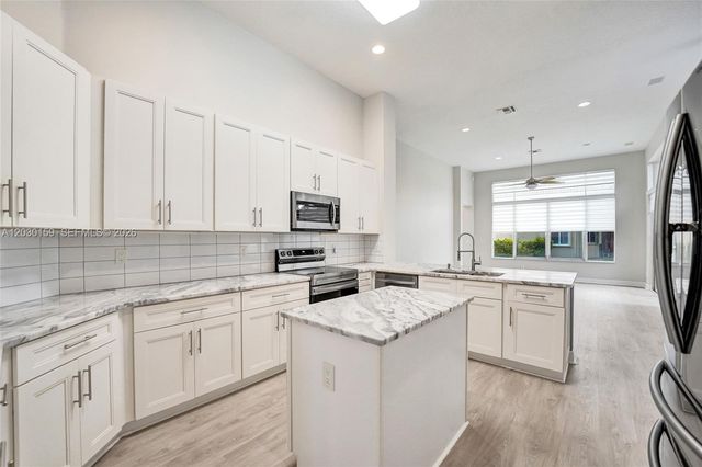 6334 SW 192nd Ave 6334, Pembroke Pines, FL 33332