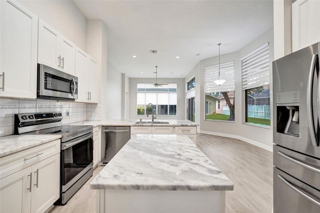 6334 SW 192nd Ave 6334, Pembroke Pines, FL 33332