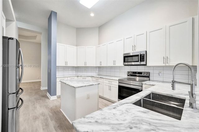 6334 SW 192nd Ave 6334, Pembroke Pines, FL 33332