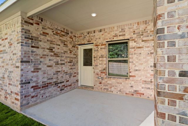 12163 Ridge Top Drive, Conroe, TX 77304