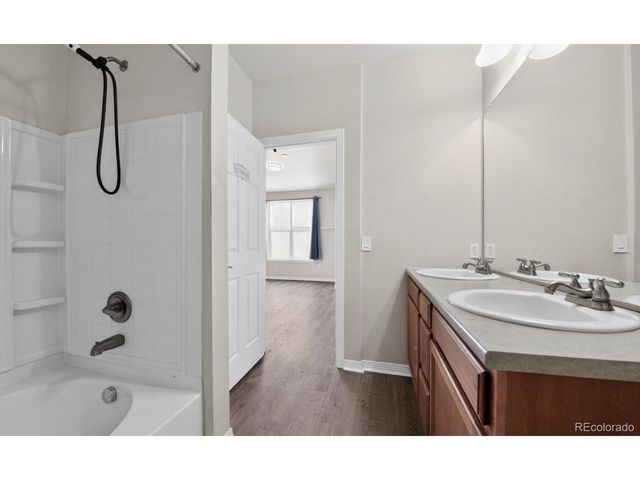 7222 S Blackhawk St 3-206, Aurora, CO 80112