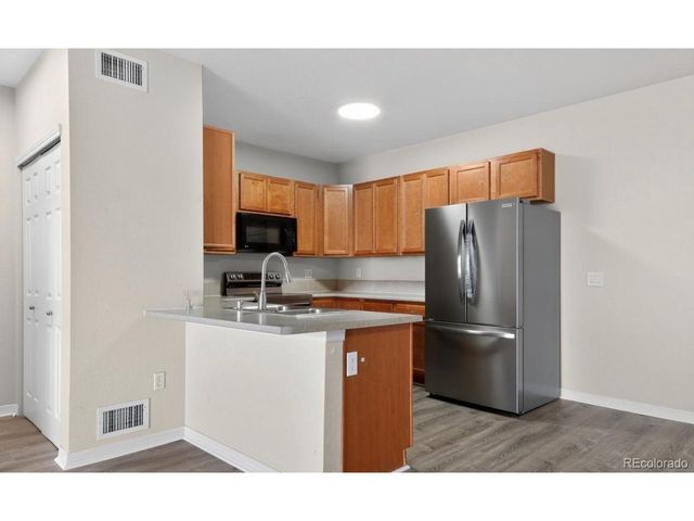 7222 S Blackhawk St 3-206, Aurora, CO 80112