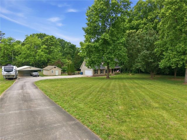 3710 Southeast School Road, Greensboro, NC 27406