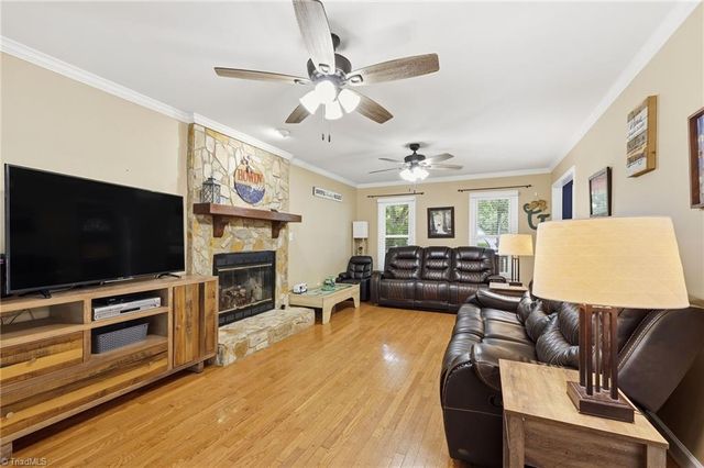 3710 Southeast School Road, Greensboro, NC 27406