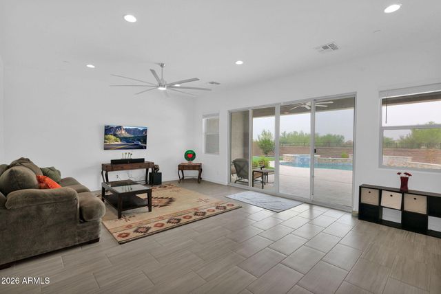 12639 W Oyer Lane, Peoria, AZ 85383