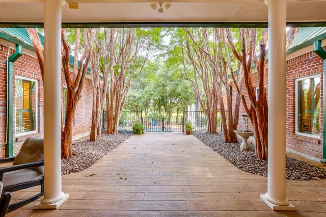 4600 E Bankhead Highway, Hudson Oaks, TX 76087