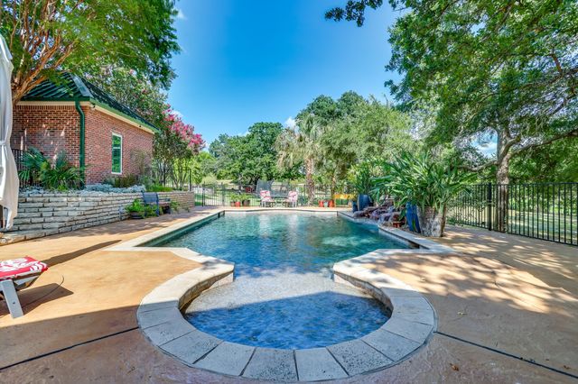 4600 E Bankhead Highway, Hudson Oaks, TX 76087