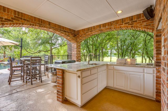 4600 E Bankhead Highway, Hudson Oaks, TX 76087