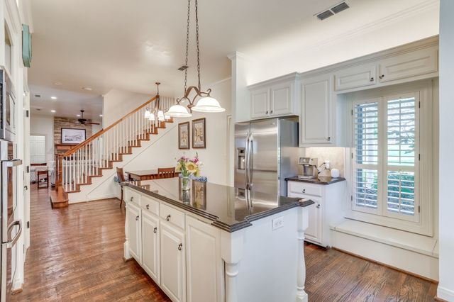 4600 E Bankhead Highway, Hudson Oaks, TX 76087