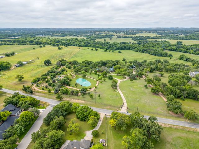 4600 E Bankhead Highway, Hudson Oaks, TX 76087
