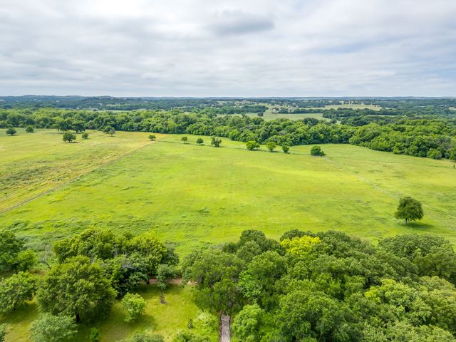 4600 E Bankhead Highway, Hudson Oaks, TX 76087