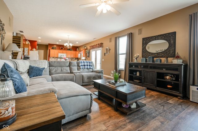5132 Montevideo Drive, Plainfield, IN 46168