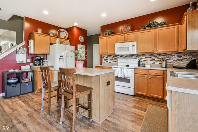 5132 Montevideo Drive, Plainfield, IN 46168