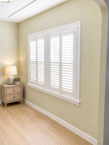 1826 Pacific Ave, Alameda, CA 94501