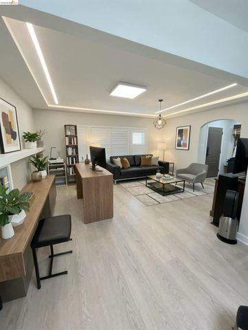 1826 Pacific Ave, Alameda, CA 94501