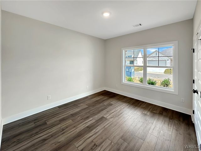 13742 Blackoak, Northport, AL 35475