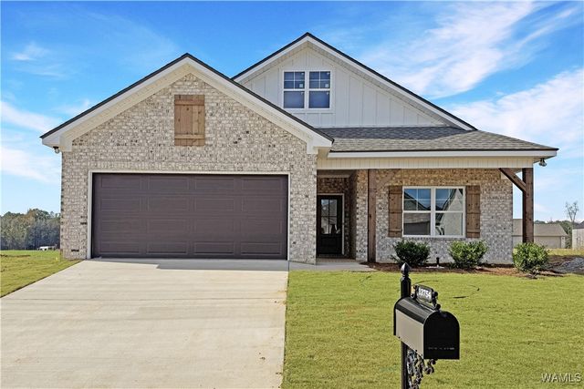 13742 Blackoak, Northport, AL 35475