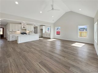 13742 Blackoak, Northport, AL 35475