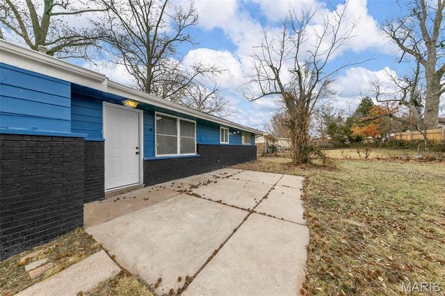 9714 Lanier Drive, Moline Acres, MO 63136