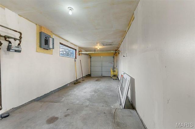 9714 Lanier Drive, Moline Acres, MO 63136