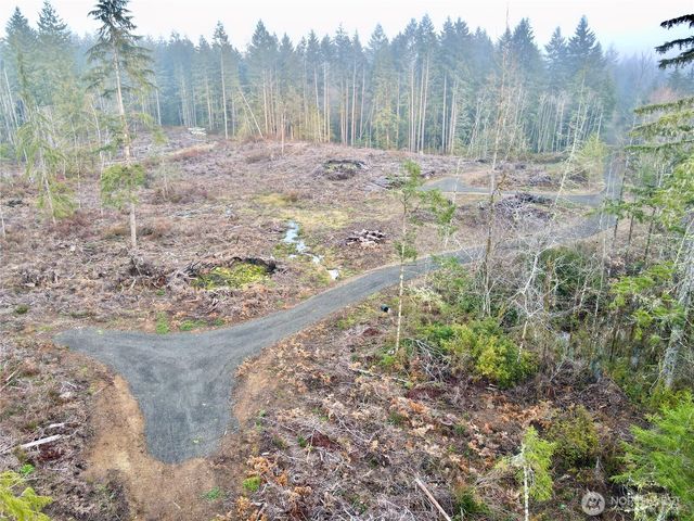 255 E Solbakk Veien Road, Shelton, WA 98584