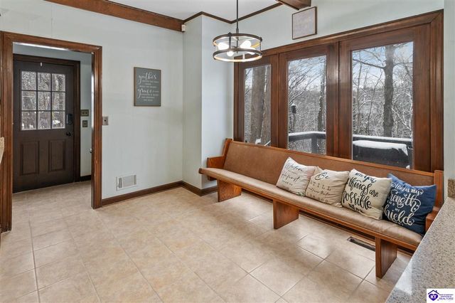 858 Old Mill Stream Lane, Shepherdsville, KY 40165