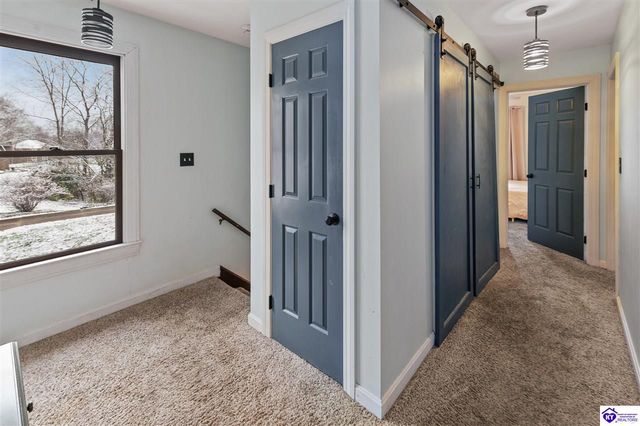 858 Old Mill Stream Lane, Shepherdsville, KY 40165