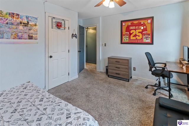 858 Old Mill Stream Lane, Shepherdsville, KY 40165