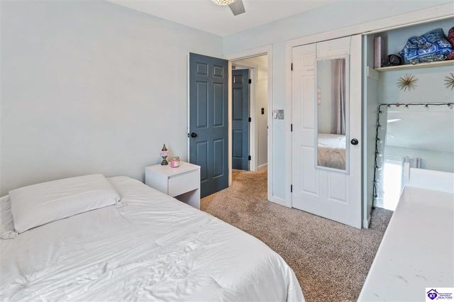 858 Old Mill Stream Lane, Shepherdsville, KY 40165