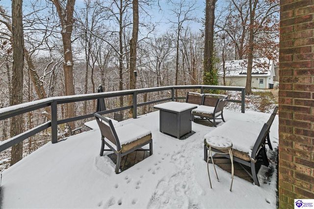 858 Old Mill Stream Lane, Shepherdsville, KY 40165