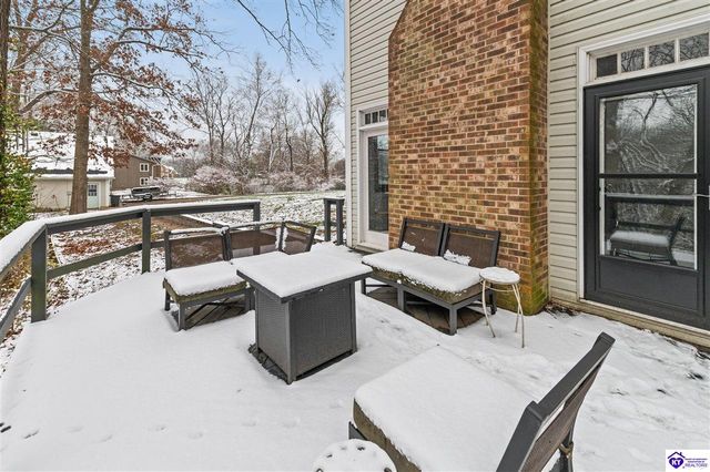 858 Old Mill Stream Lane, Shepherdsville, KY 40165