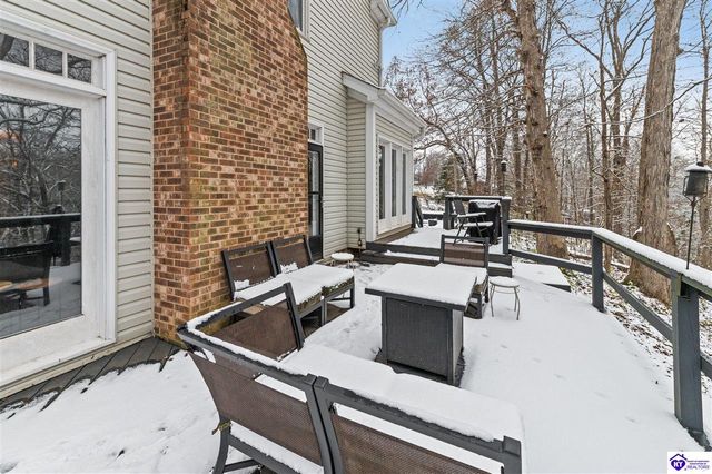 858 Old Mill Stream Lane, Shepherdsville, KY 40165