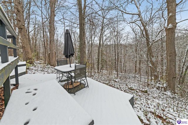 858 Old Mill Stream Lane, Shepherdsville, KY 40165