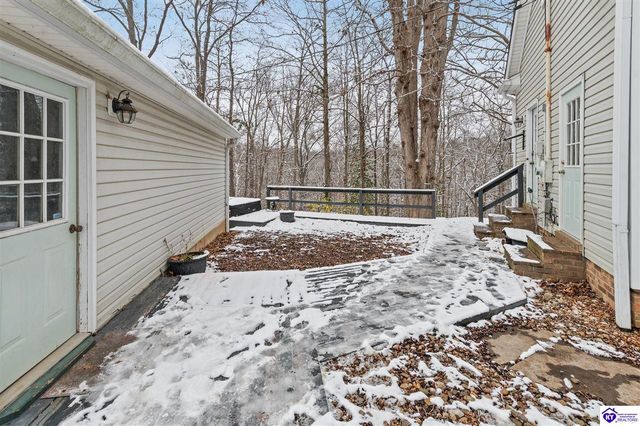 858 Old Mill Stream Lane, Shepherdsville, KY 40165