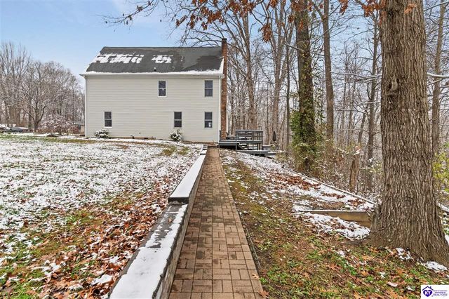 858 Old Mill Stream Lane, Shepherdsville, KY 40165