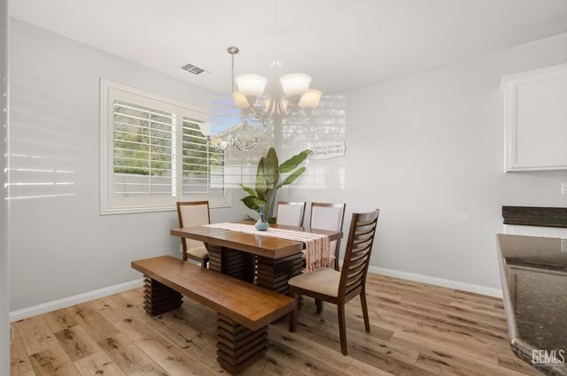 14707 Coneflower Drive, Bakersfield, CA 93314