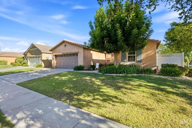 14707 Coneflower Drive, Bakersfield, CA 93314