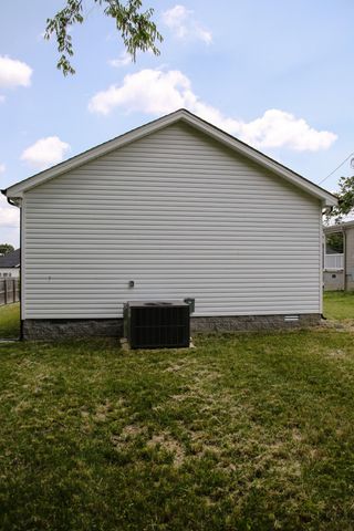 1603 Mantlo St, Springfield, TN 37172