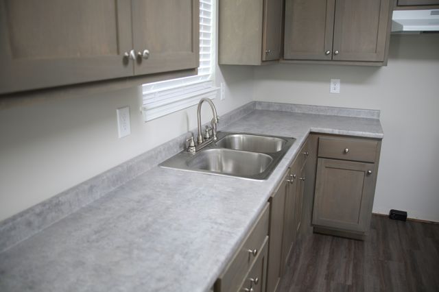 1603 Mantlo St, Springfield, TN 37172