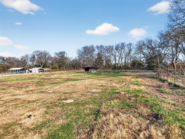 3303 Rooster Lane, Princeton, TX 75407