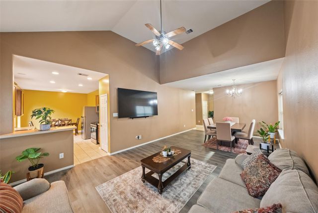1700 Chestnut Glen Court, Conroe, TX 77301