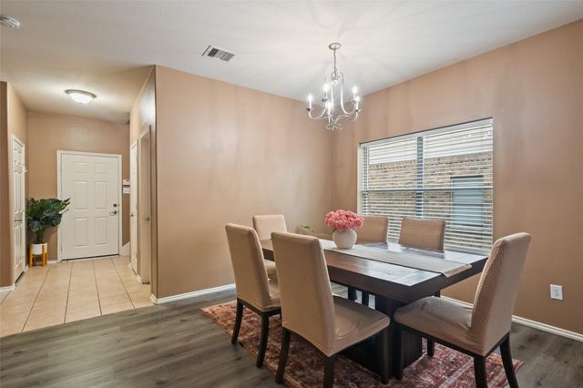 1700 Chestnut Glen Court, Conroe, TX 77301