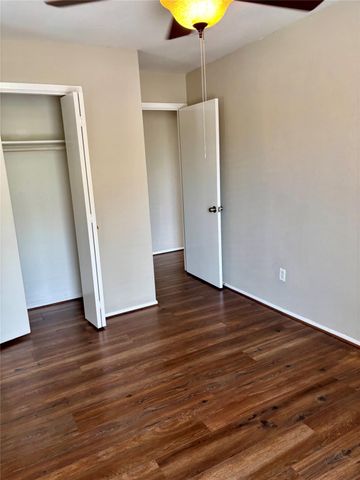 5100 Allendale Road 201, Houston, TX 77017