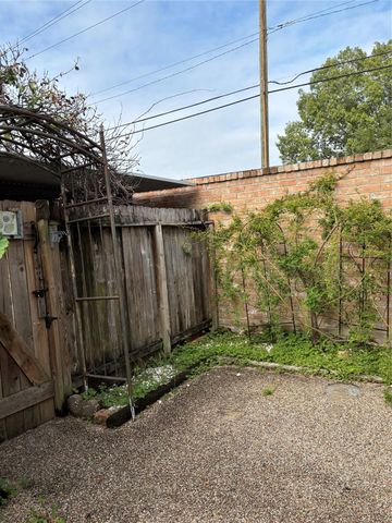 5100 Allendale Road 201, Houston, TX 77017