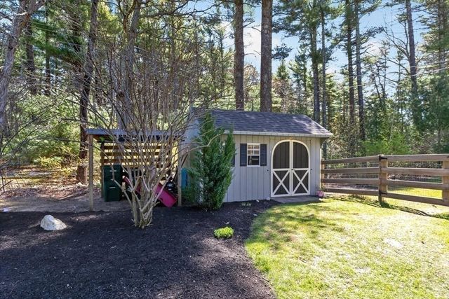 225 Church Street, Duxbury, MA 02332