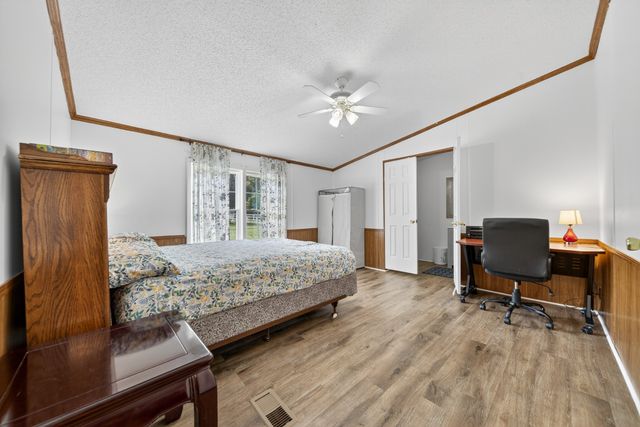 2600 Round Hill Rd, Lewisburg, TN 37091