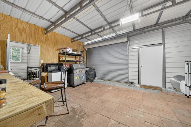 2600 Round Hill Rd, Lewisburg, TN 37091