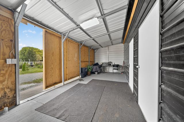 2600 Round Hill Rd, Lewisburg, TN 37091